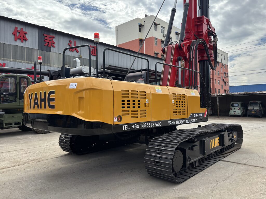 Why Do Large Rotary Rigs Generally Use Hydraulic Telescopic Crawlers?
