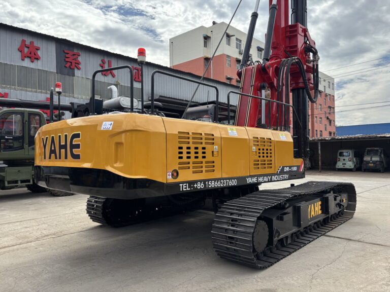 Why Do Large Rotary Rigs Generally Use Hydraulic Telescopic Crawlers?